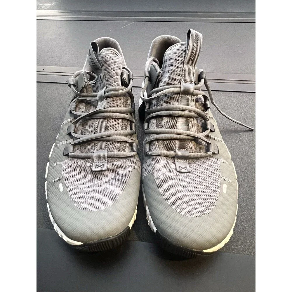 Nike Free Metcon 5 Gym Training  Shoe Smoke Grey DV3949-003 Mens Size 11.5